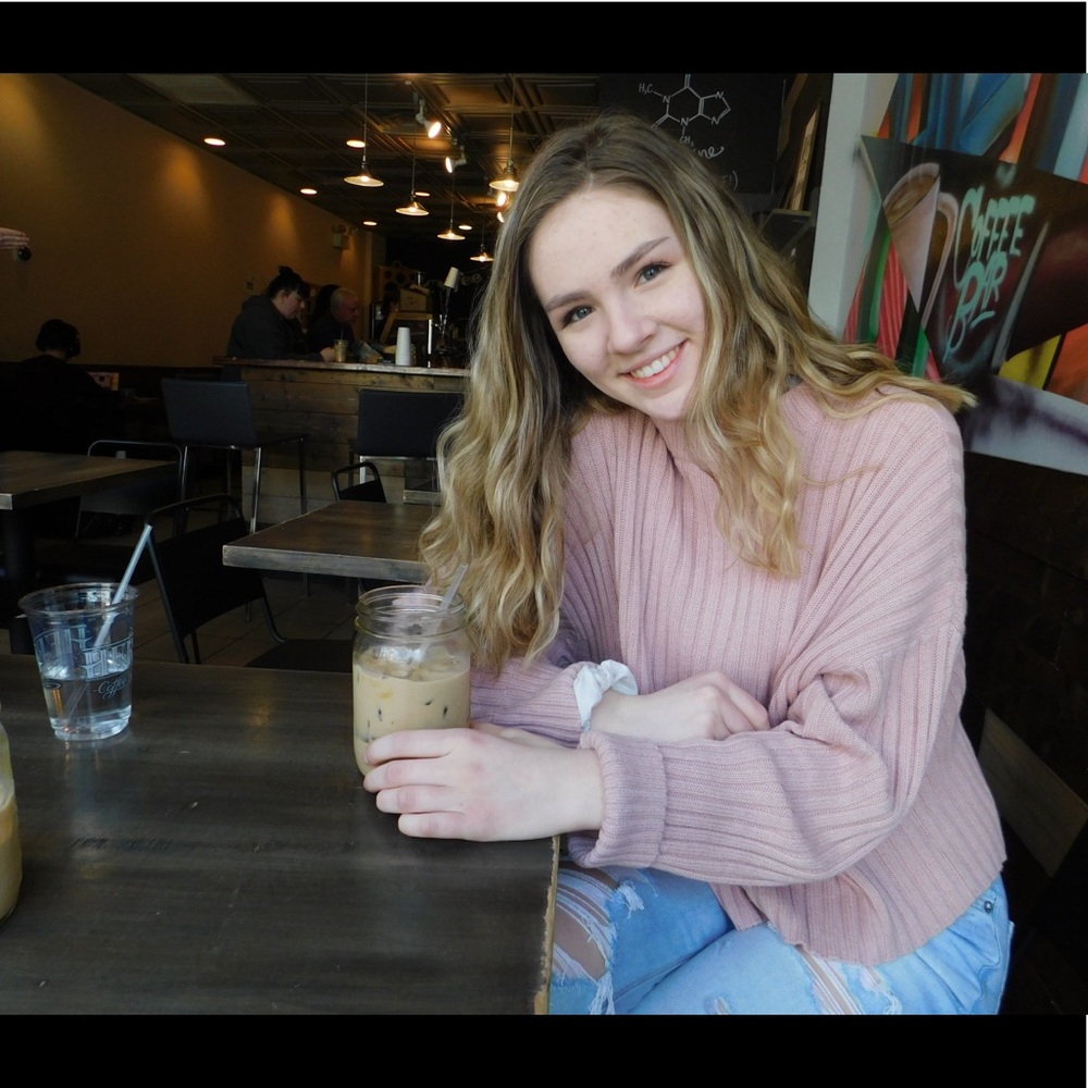Meet your Posher, Olivia
